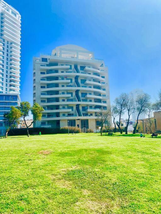 Royal King David Apartment Netanya Exterior foto